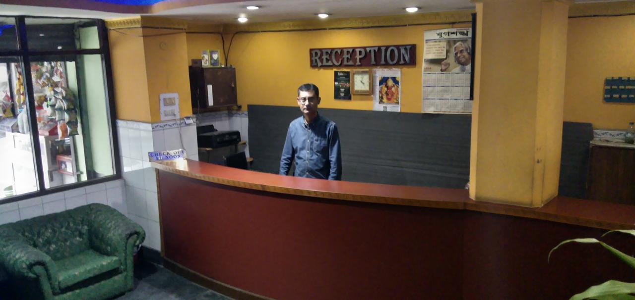 Hotel Panda International Гангток Екстериор снимка